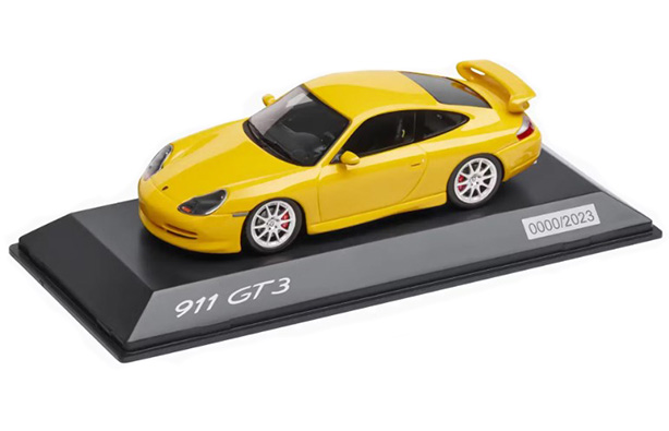 ミニチャンプス 1/43スケールポルシェ 911（996 ） GT3 2003 1/43 - GT3 (996) Scale Model : Suncoast Porsche Parts